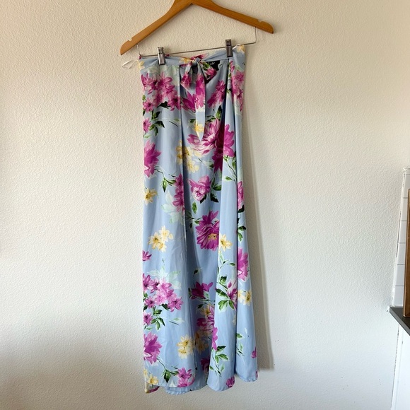 Lulus Bloom With a View Light Blue Floral Print Two-Piece Maxi Dress - Picture 5 of 9